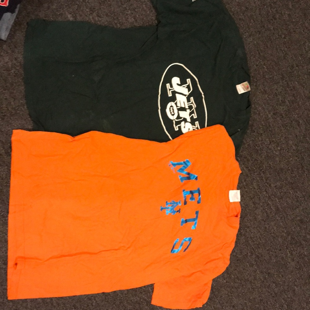 Mets and jets men’s large tee